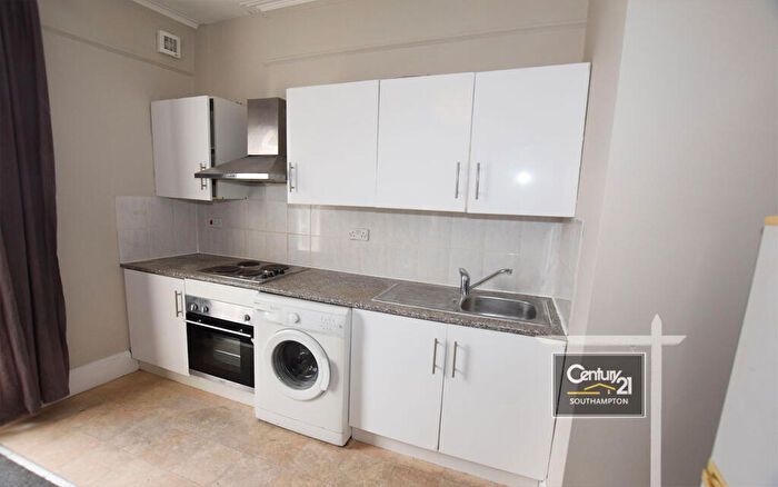 1 Bedroom Flat To Rent In |Ref: |, Bedford Place, Southampton, SO15