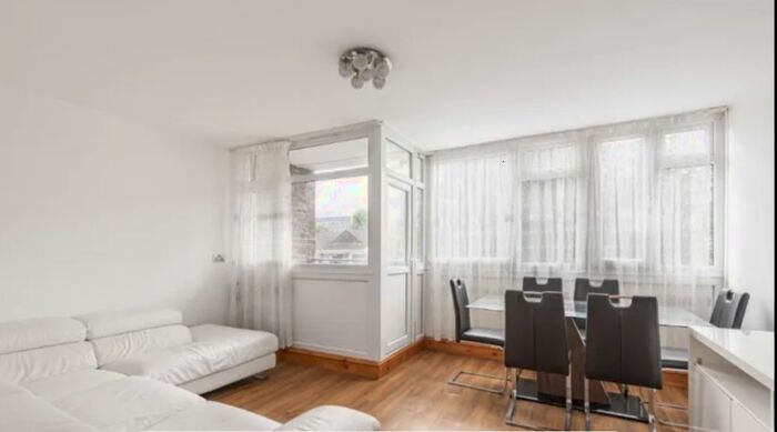 3 Bedroom Maisonette To Rent In Musgrove House, Hassett Road, Homerton, E9