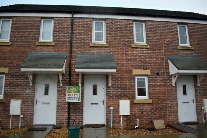 2 Bedroom House To Rent In Maes Pedr, Johnstown, SA31