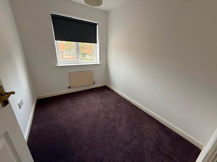 3 Bedroom Detached House To Rent In Johnson Street, Teams, Gateshead, NE8