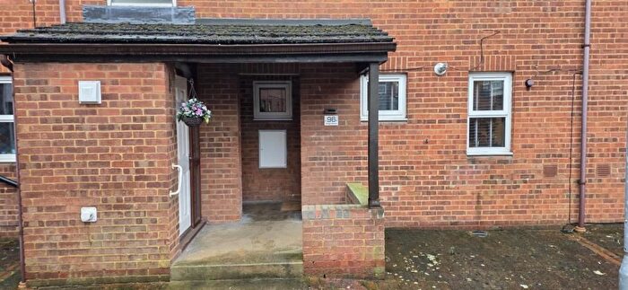 1 Bedroom Flat To Rent In Bright Street, Swindon, SN2