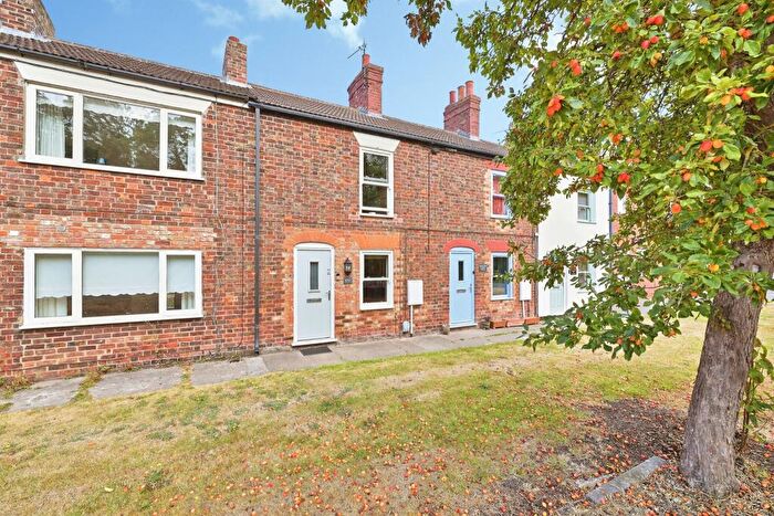 2 Bedroom Terraced House For Sale In Bull Row, Holbeach, Spalding, PE12