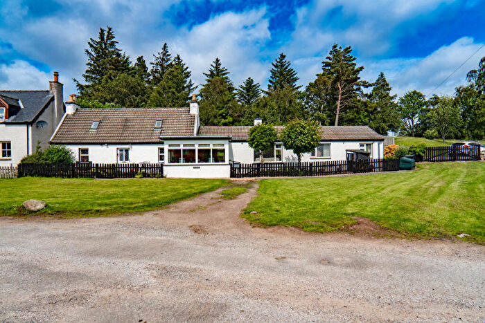 4 Bedroom Detached House For Sale In Balbeg, Balnain, IV63