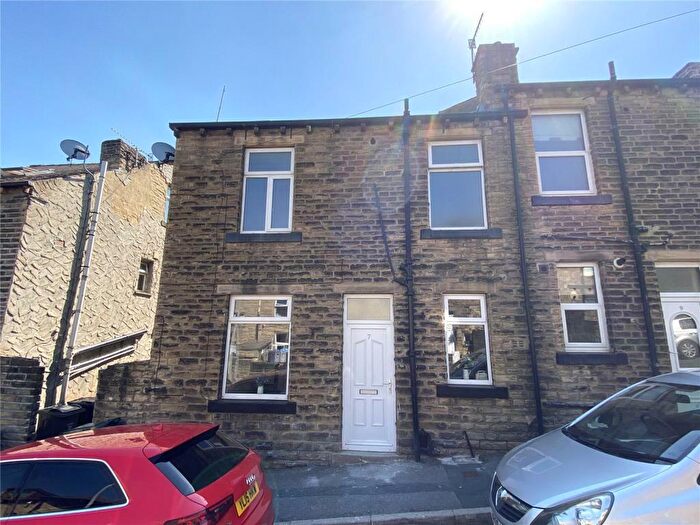3 Bedroom Property To Rent In Keighley, West Yorkshire, BD22