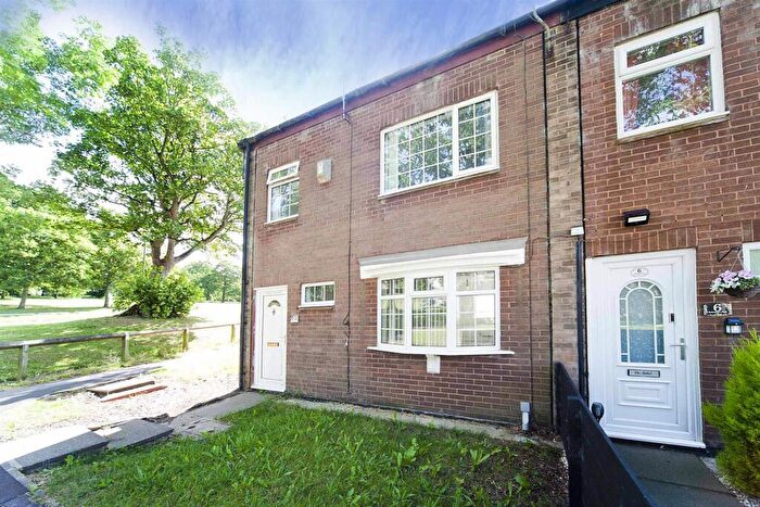 3 Bedroom End Of Terrace House For Sale In Brakespeare Place, Peterlee, SR8