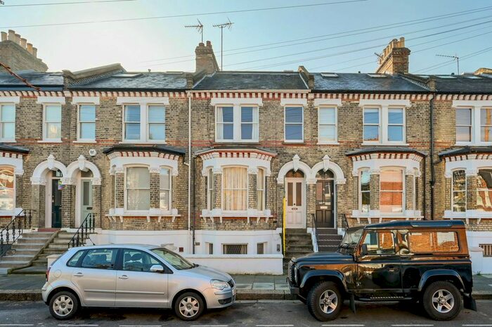 2 Bedroom Flat To Rent In Brook Green, Brook Green, London, W14