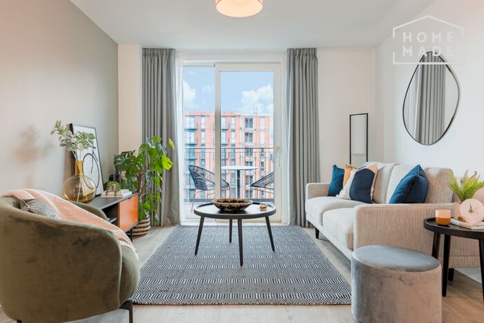 2 Bedroom Apartment To Rent In New Maker Yards, Salford, M5