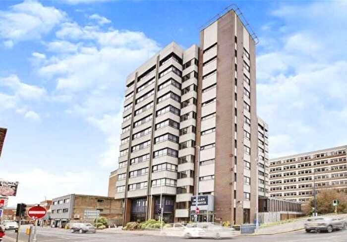 2 Bedroom Flat For Sale In Flat Miller Heights, - Lower Stone Street, Maidstone, Kent, ME15