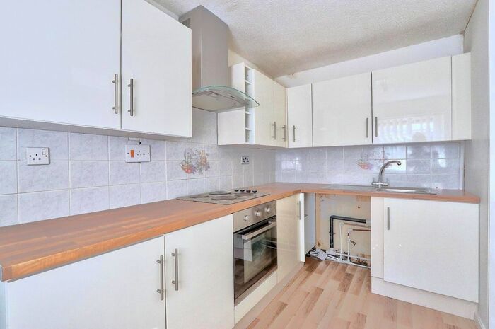 2 Bedroom Flat To Rent In Sedgemoor Road, Eston, TS6