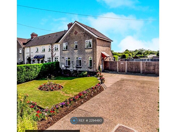 3 Bedroom End Of Terrace House To Rent In Bedford Road, Wilstead, Bedford, MK45