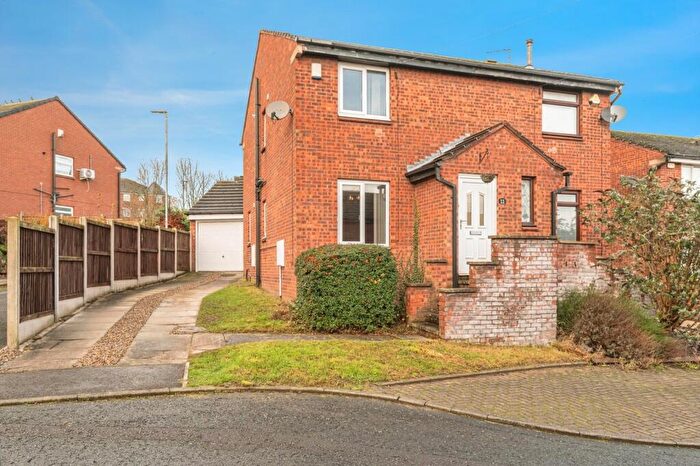 2 Bedroom Semi Detached House To Rent In Ledbury Grove, Leeds, West Yorkshire, LS10