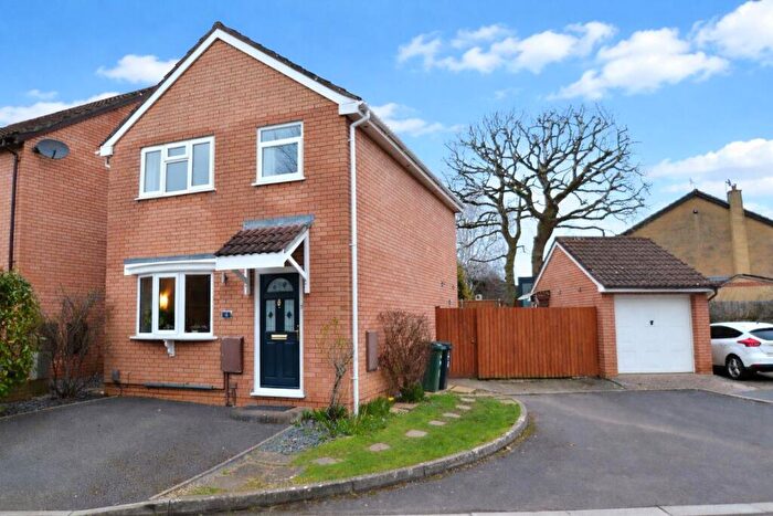 3 Bedroom Detached House For Sale In Falmouth Close, Nailsea, BS48