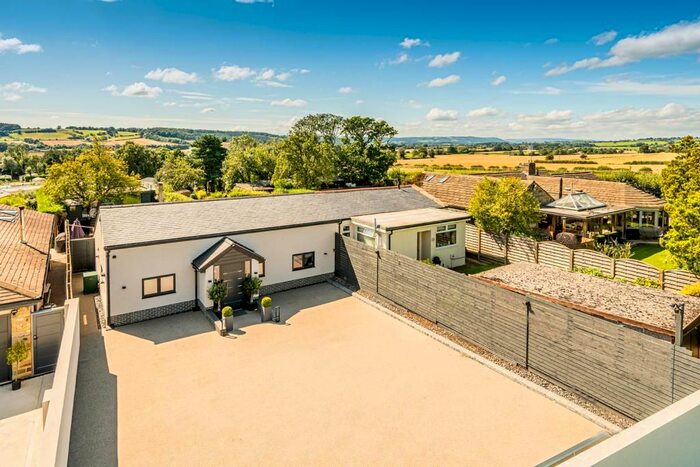 4 Bedroom Detached House For Sale In Spring Lane, Kearby, Wetherby, LS22