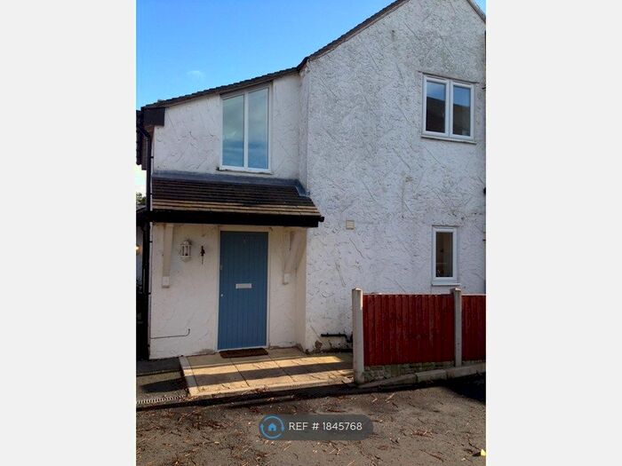 2 Bedroom Semi-Detached House To Rent In Ivy House Farm, Stoke On Trent, ST8