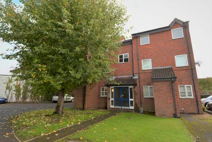 1 Bedroom Flat To Rent In Yarmouth Gardens Southampton, SO15