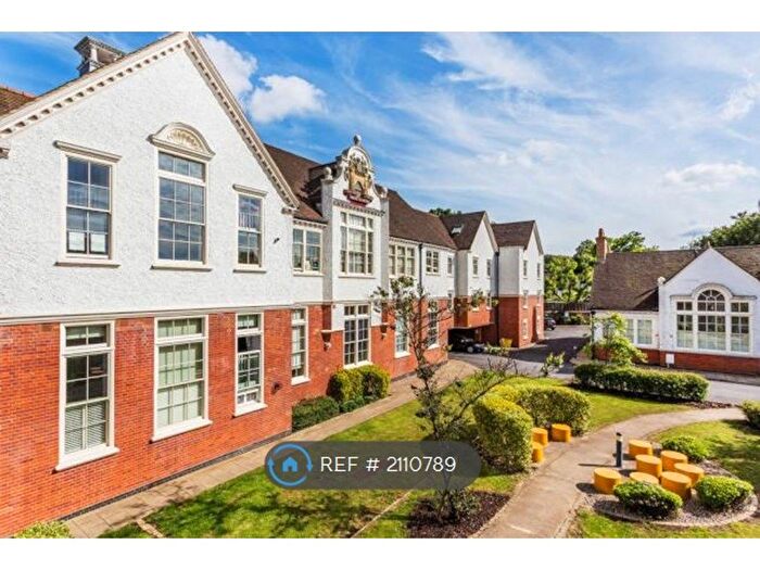 1 Bedroom Flat To Rent In Eton House, Redhill, RH1