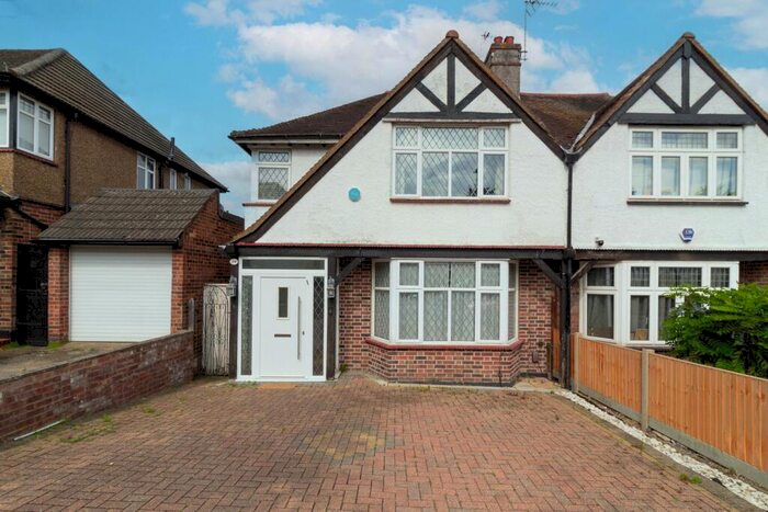 3 Bedroom Semi-Detached House To Rent In Glendale Avenue, Edgware, HA8