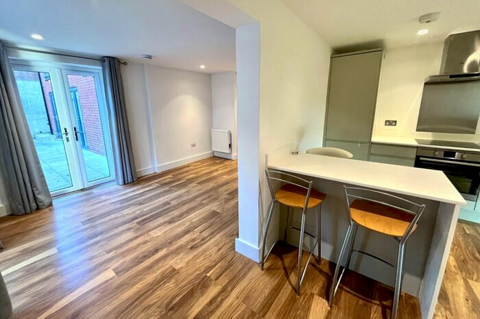 Apartment To Rent In Bond House, Deanway, Chalfont St. Giles, Buckinghamshire, HP8