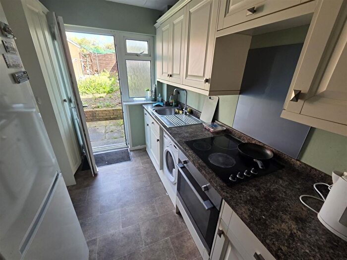 4 Bedroom Terraced House To Rent In Coniston Road, Patchway, Bristol, BS34