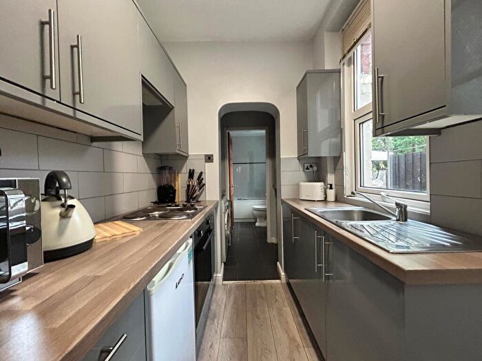 2 Bedroom Flat To Rent In Manchester Street, Derby, DE22