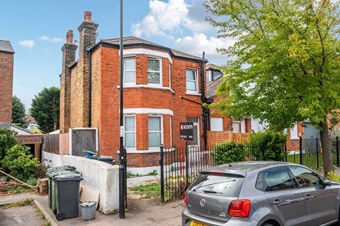 3 Bedroom Detached House For Sale In Malham Road, London, SE23