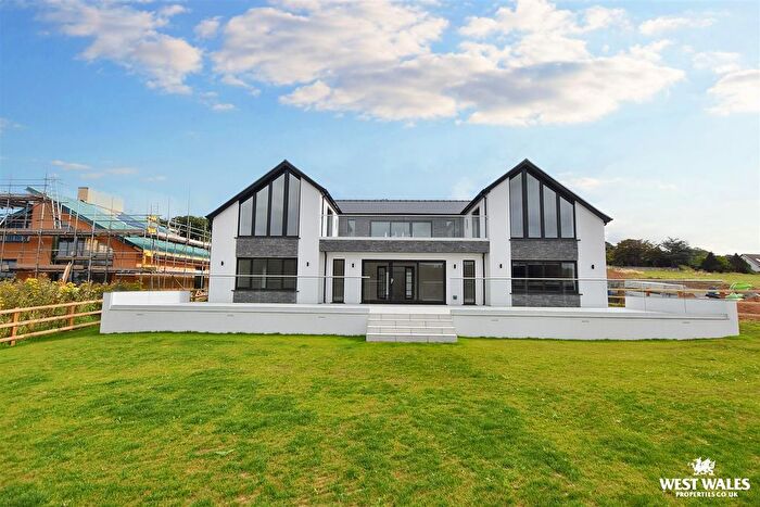 4 Bedroom Detached House For Sale In Kiln Park, Burton, Milford Haven, SA73