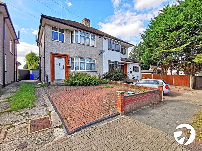 3 Bedroom Semi-Detached House To Rent In Lodge Crescent, Orpington, BR6