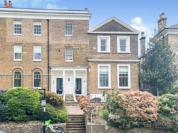 1 Bedroom Flat For Sale In Montpelier Row, London, SE3