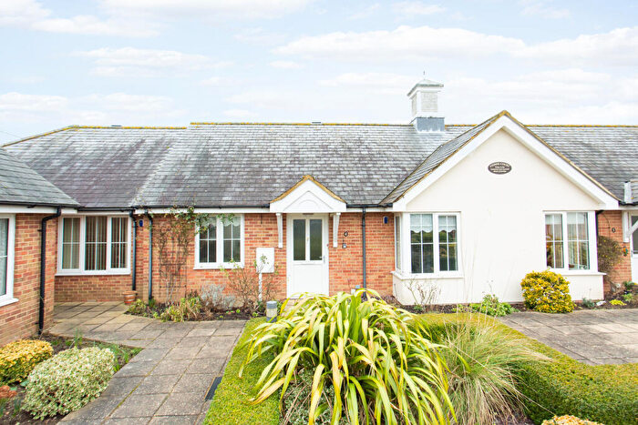 2 Bedroom Bungalow For Sale In School Lane, Blean, Canterbury, Kent, CT2