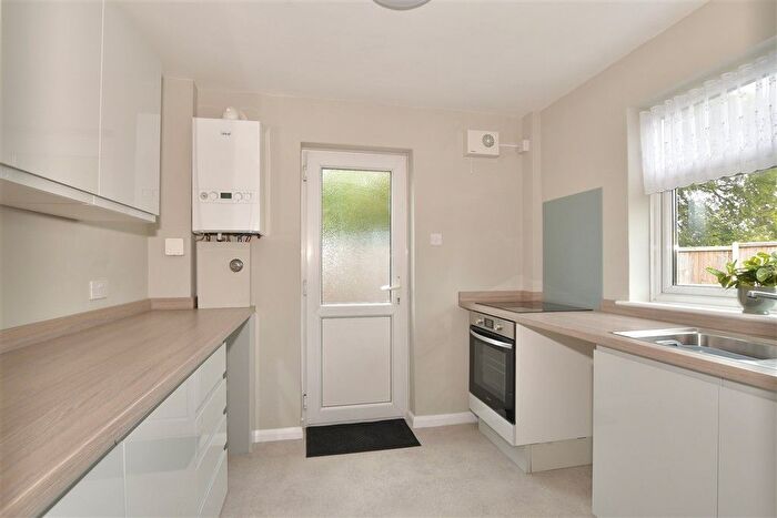 3 Bedroom Semi-detached House For Sale In Bramley Avenue, Faversham, Kent, ME13
