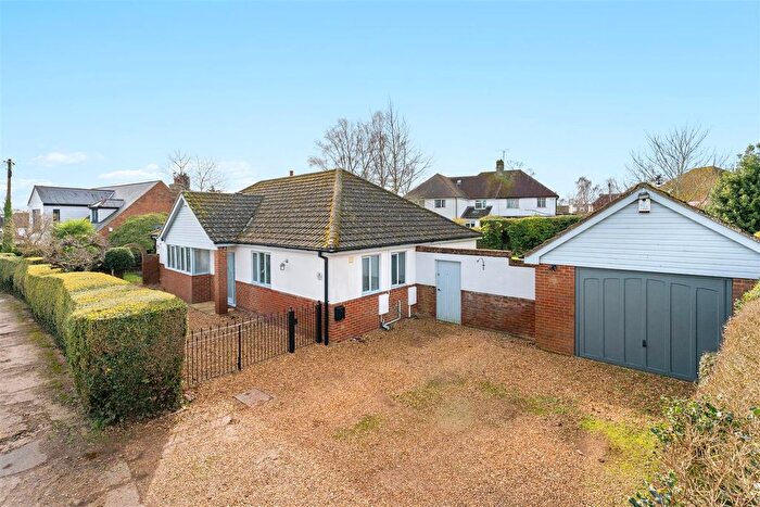 3 Bedroom Property For Sale In Spinney Lane, Kettering, NN15