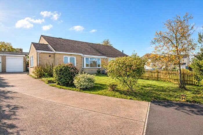 3 Bedroom Semi-Detached Bungalow For Sale In Styles Close, Frome, BA11