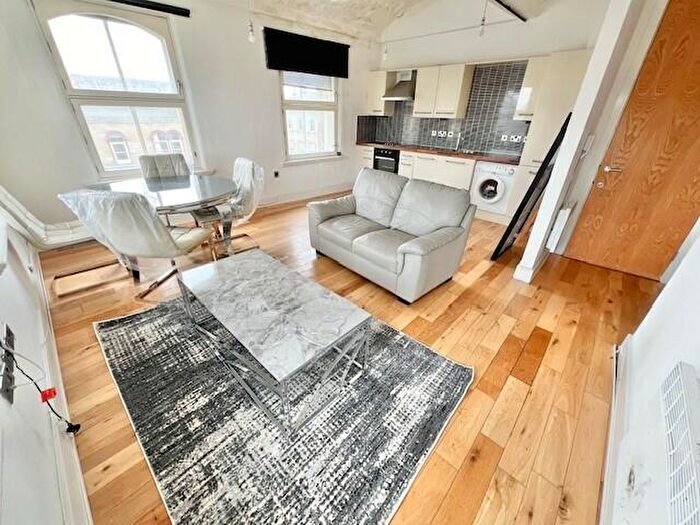2 Bedroom Apartment To Rent In Britannia Buildings, St. Peters Street, Huddersfield, HD1