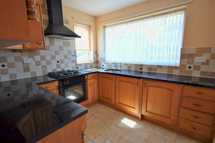 2 Bedroom Semi-Detached Bungalow For Sale In Danebury Road, Woodhouse, Brighouse, HD6