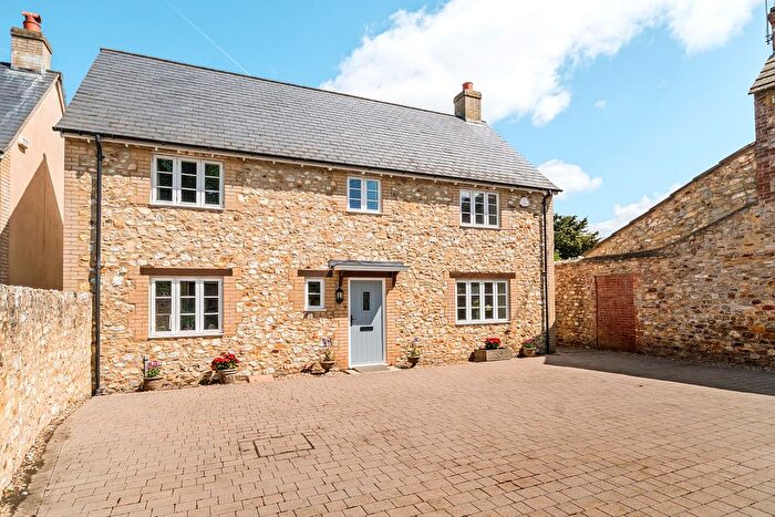 4 Bedroom Detached House For Sale In Dipford Road, Trull, TA3