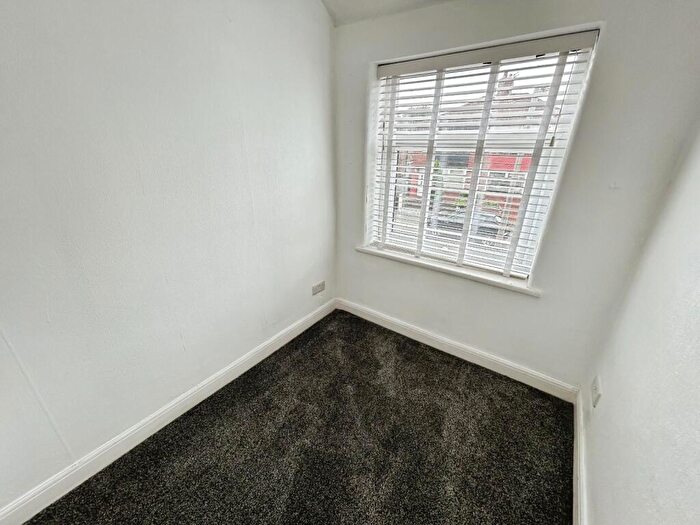 3 Bedroom Semi Detached House To Rent In Weymouth Road, Eccles, Manchester, Greater Manchester, M30