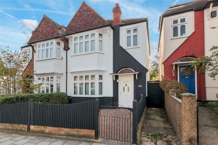 3 Bedroom Semi-Detached House To Rent In Canterbury Grove, West Norwood, London, SE27