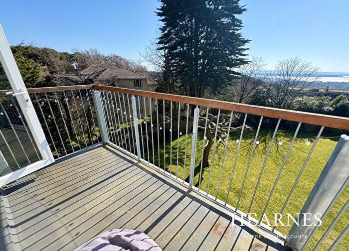 2 Bedroom Apartment For Sale In Mount Road, Poole, BH14