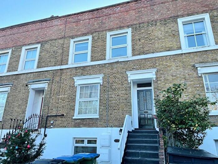 1 Bedroom Flat For Sale In Plumstead Common Road, London, SE18