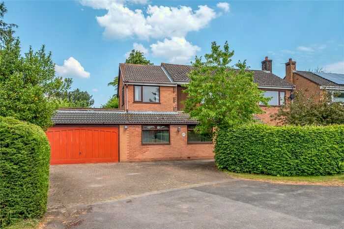 4 Bedroom Detached House For Sale In Park Lane, Pickmere, Knutsford, Cheshire, WA16