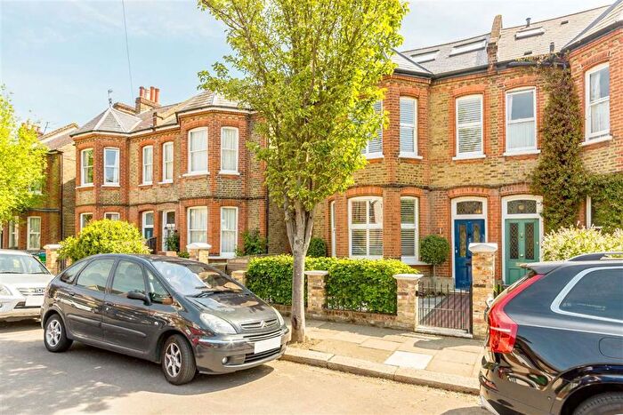 5 Bedroom Property To Rent In Coleshill Road, Teddington, TW11