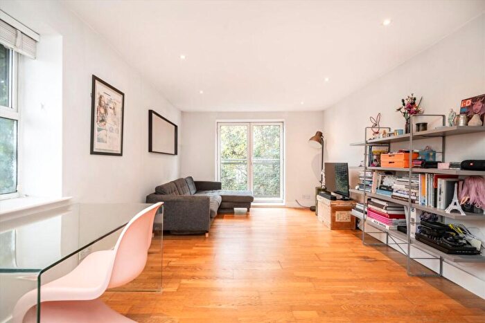 1 Bedroom Flat For Sale In Balls Pond Place, Islington, N1