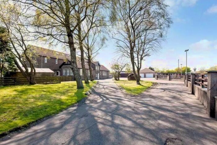 9 Bedroom Semi-Detached House For Sale In , Dormitory House, Low Road, Thornton, Fife, KY1
