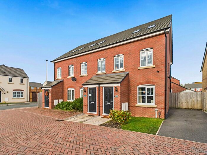 3 Bedroom End Of Terrace House For Sale In Bream Lane, Ellesmere Port, CH66