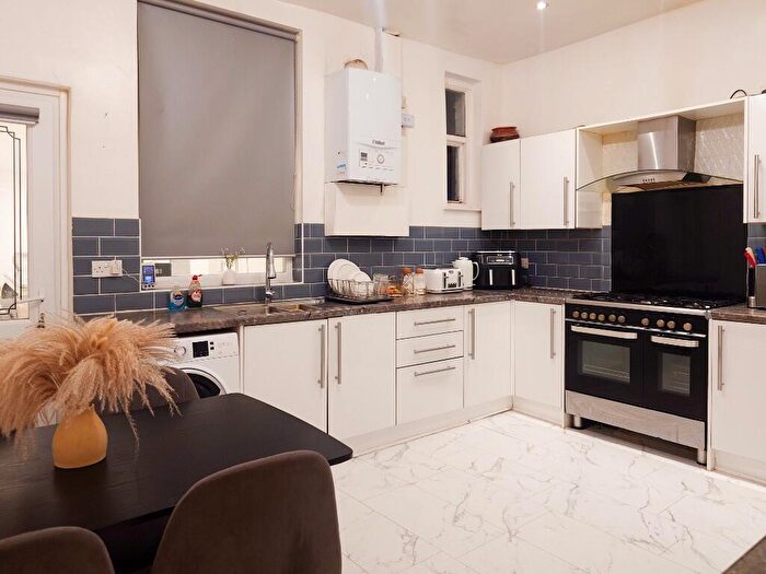 4 Bedroom Terraced House For Sale In Tower Street, Hyde, Greater Manchester, SK14