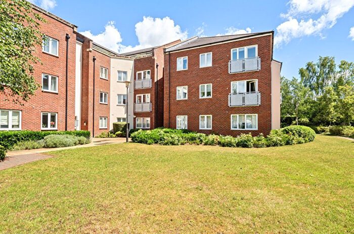 3 Bedroom Flat For Sale In Beech Road, Headington, Oxford, OX3