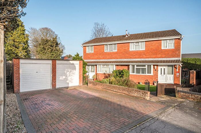 3 Bedroom Semi Detached House For Sale In Regents Park Gardens, Regents Park, Southampton, Hampshire, SO15