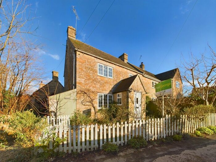 2 Bedroom Semi-Detached House To Rent In The Square, Milton-Under-Wychwood, Chipping Norton, OX7