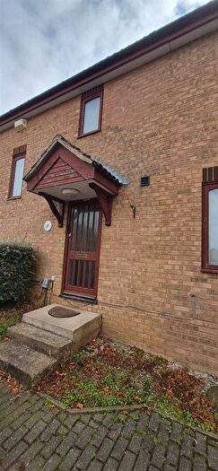 4 Bedroom Detached House To Rent In Wells Close, Kempston, Bedford, MK42