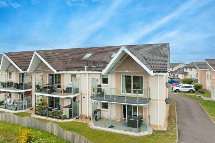 4 Bedroom Maisonette For Sale In Old Bar Road, Nairn, IV12
